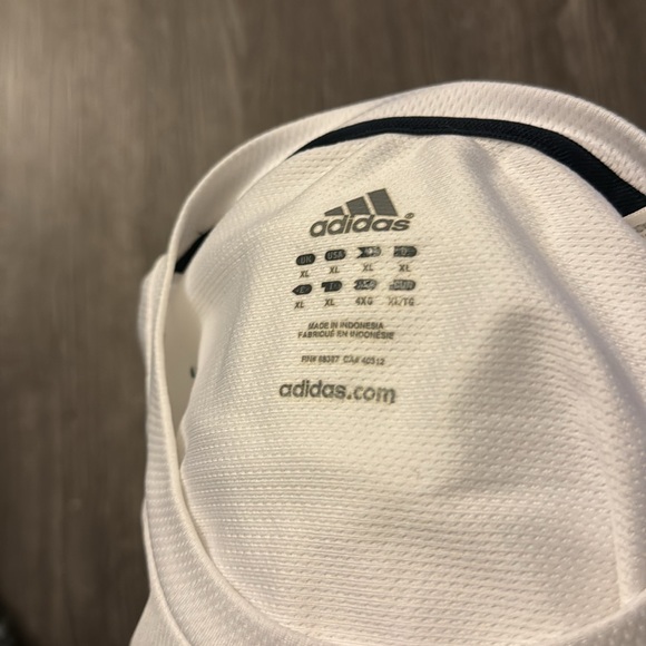 Men’s Adidas Jersey - Picture 4 of 4